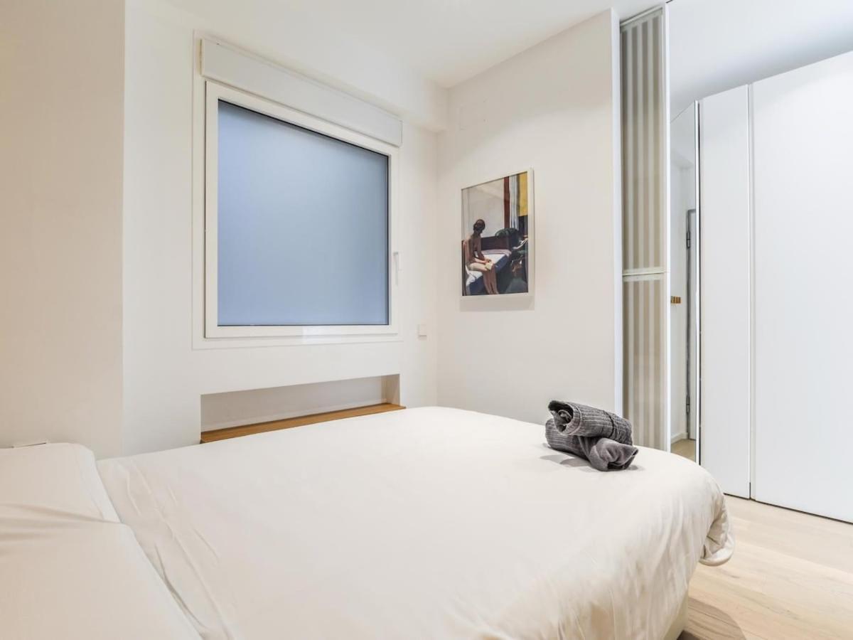 Apartamento Reformado En La Calle Pez Alquiler Temporal Madrid Exterior foto
